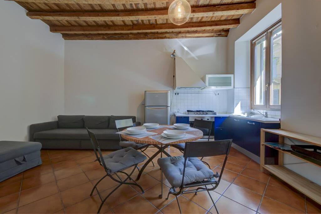 Ferienwohnung Youhosty - Ripa5 C Mailand Exterior foto